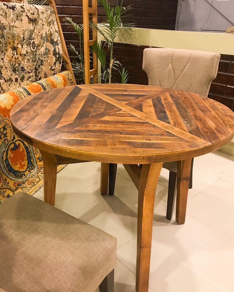 Reclaimed wood Multipurpose Round Table